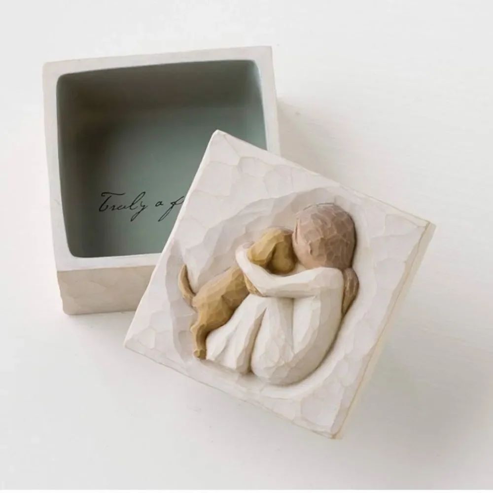 Willow Tree True Friend Sculpture Box - Cream and Tan